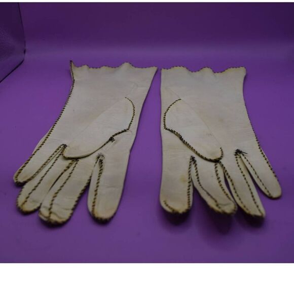 Vintage Off-White Stitched Leather Gloves - Picture 2 of 4